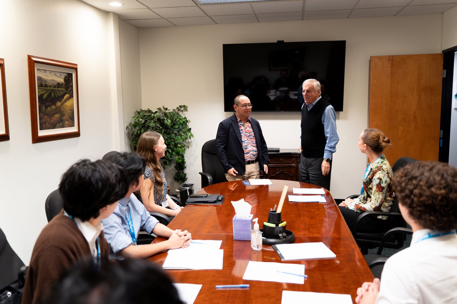 Melissa Hosts UC Irvine Students for Mock Interviews at HQ